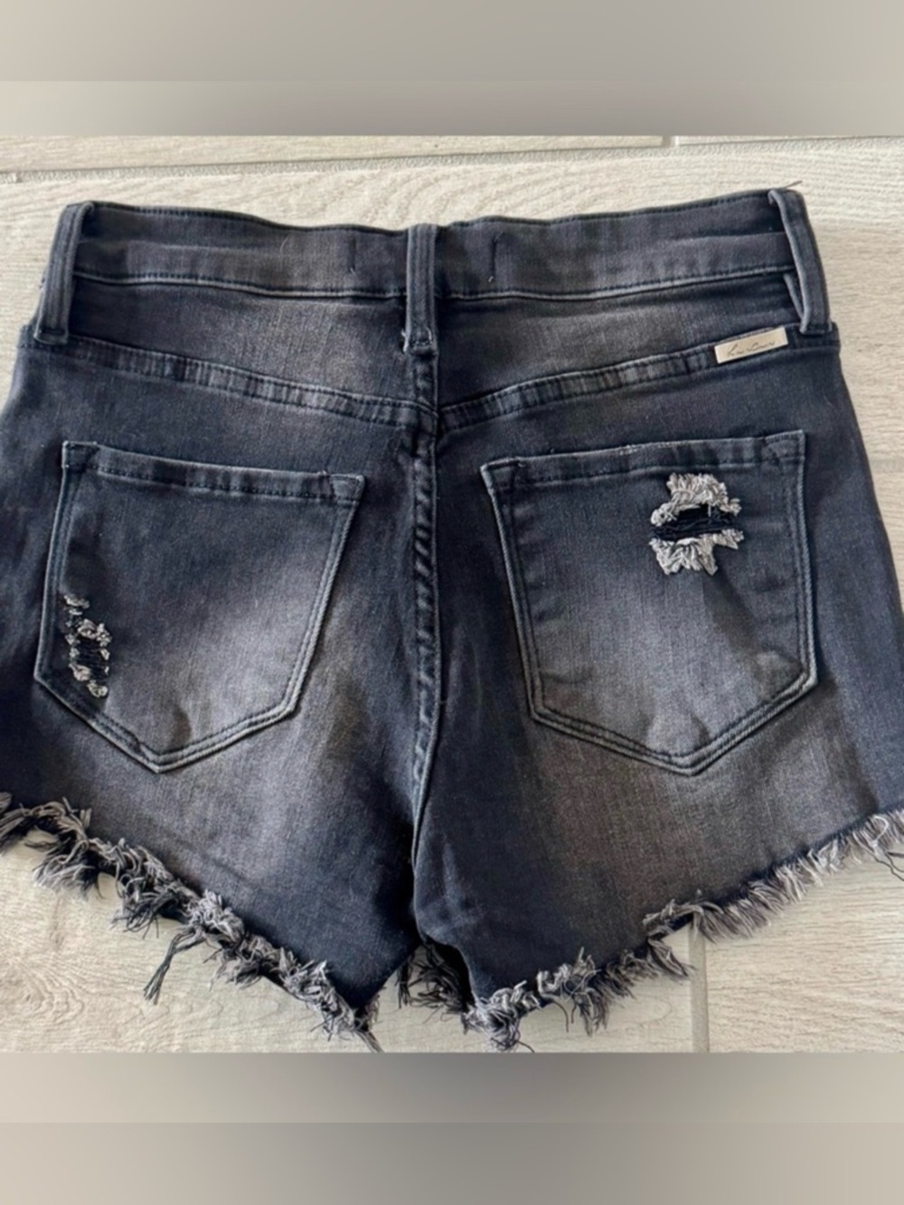 KanCan Black Washed  Distressed denim cut off frayed Shorts size small - Picture 5 of 9
